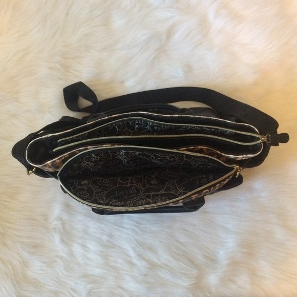 Betsey Johnson Leopard Travel Bag - Picture 5 of 11